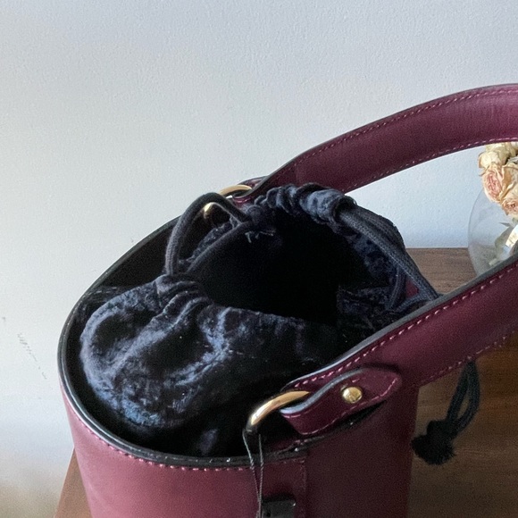Burgundy Bucket Bag (Italian) - Picture 2 of 6